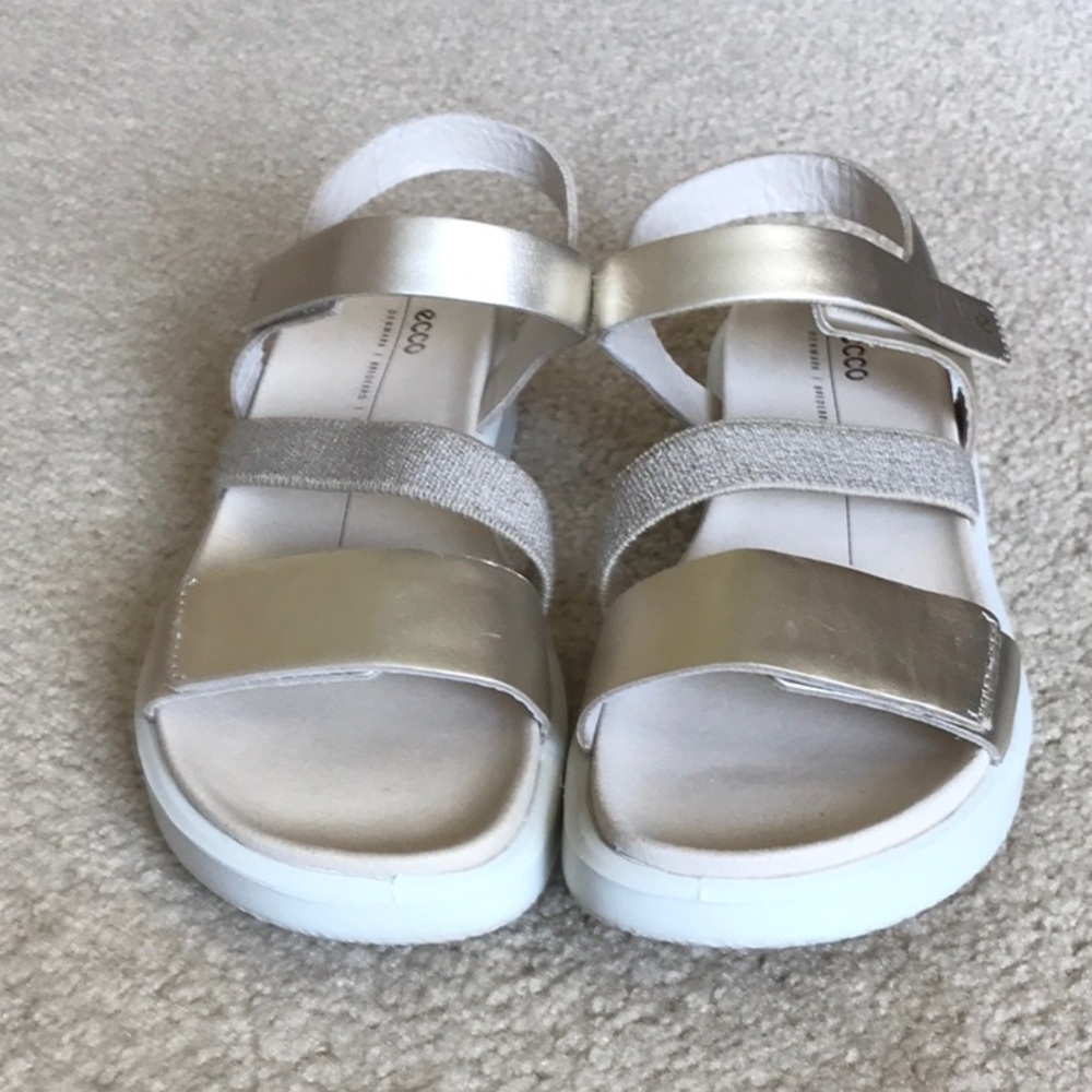 NEW Ecco sandals Euro size 41